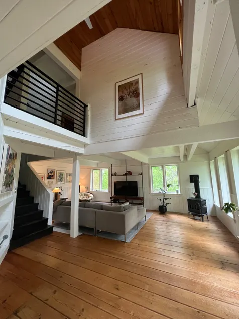 Modern Private Lodge Near the Beach - Image 1