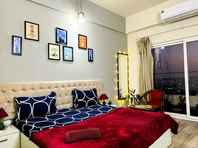 Flat Near PariChowk- Buddieshome - Image 1