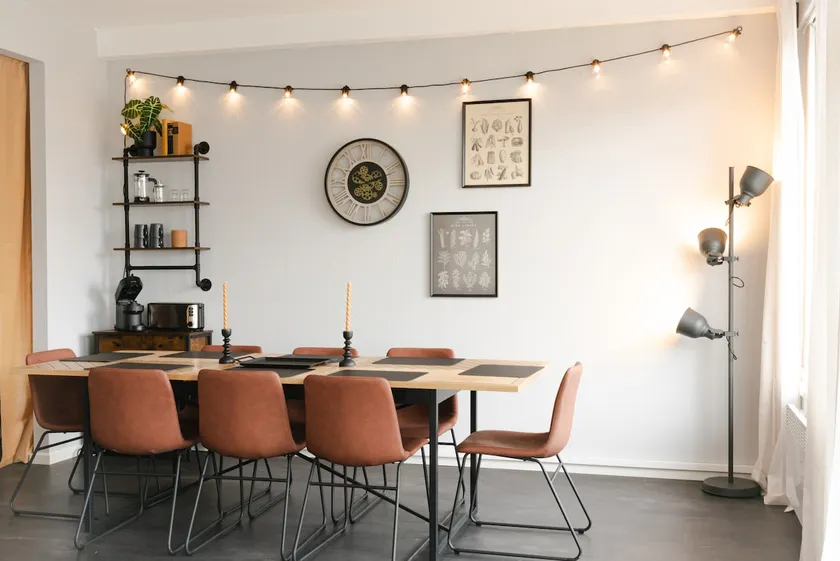 Industrial Apartment for 8 | Traveling Together - Image 1