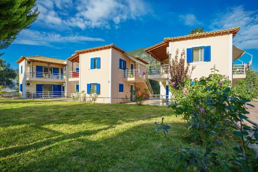 Alexandros Luxury Apartments Nydri - Image 1