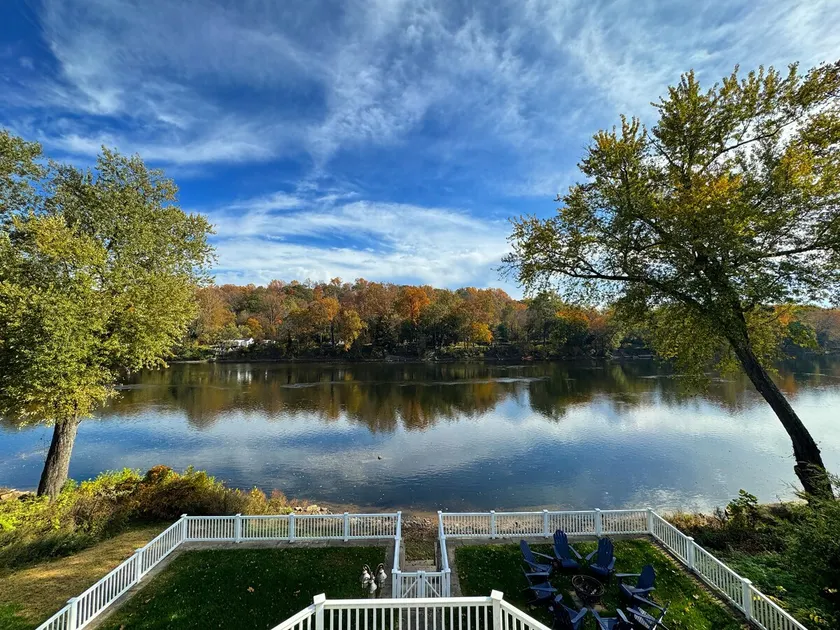 The Riverfront - King Suite*Fire Pit*River Access - Image 1