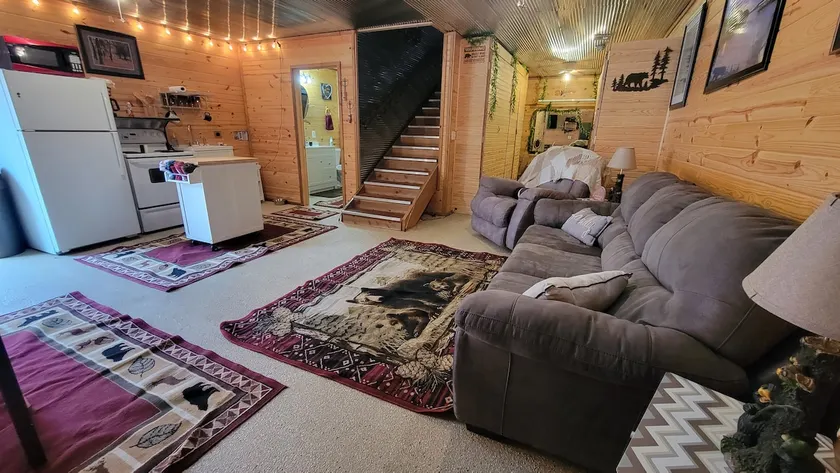The Outback Cabin - Image 1