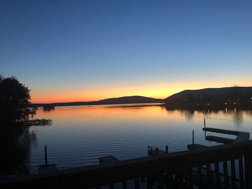 Lake Paradiso - Image 1