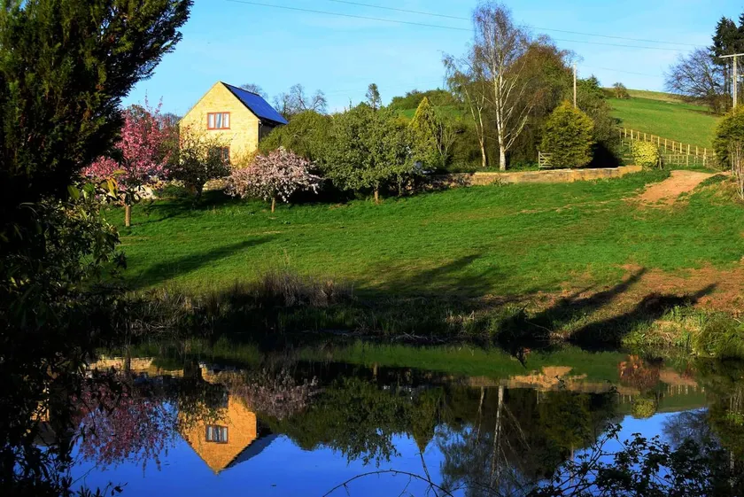 Idyllic Retreat in The Cotswolds - Image 1