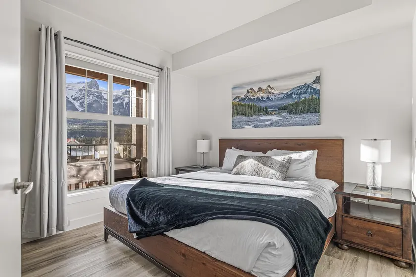 2BR Serene Getaway w/ Private Patio | Hot Tub+Pool - Image 1
