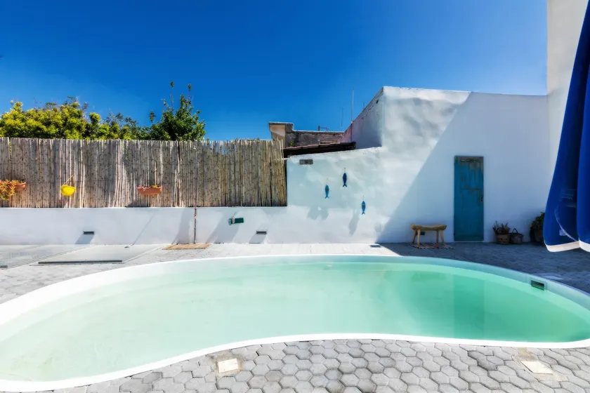 Stylish Country Apartment with pool - Image 1