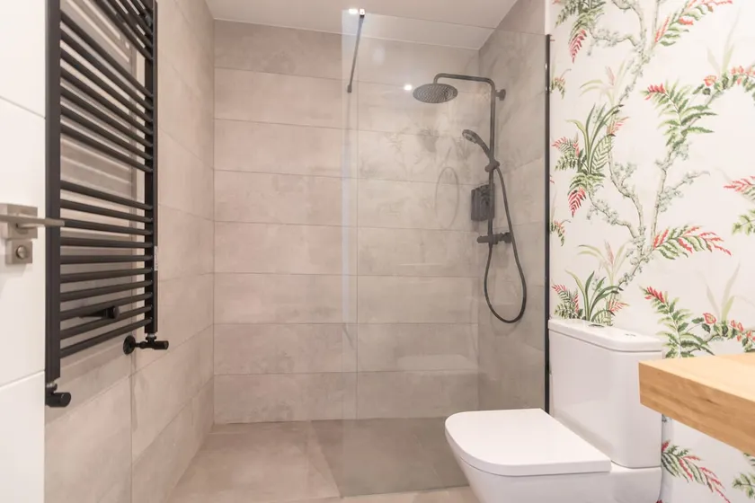 Apartamentos de Jesus, centrally located, Apartment with 2. - Image 1