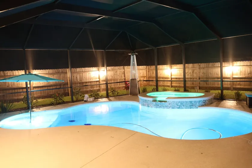 Pool | Spa | Arcade | Luxurious - Image 1