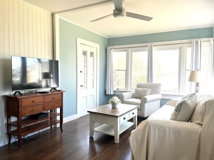 The Friendship House. Renovated +Walk to Beach! - Image 1
