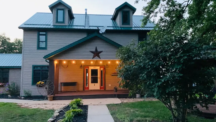KC HOUSE Beautiful ranch in the country! - Image 1