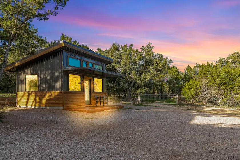 Green Acres King Cottages at 7A - Image 1