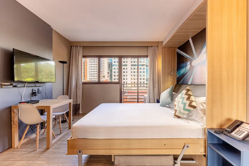 APS_111 - Alpha Stay - SuperStudio by Anora Spaces - Image 1