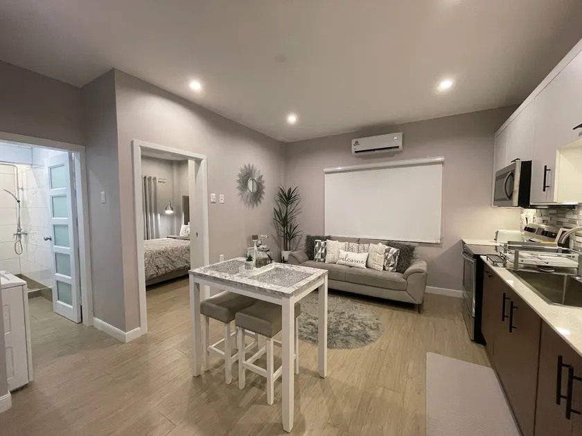 Savannah Serenity Modern+Central - Image 1