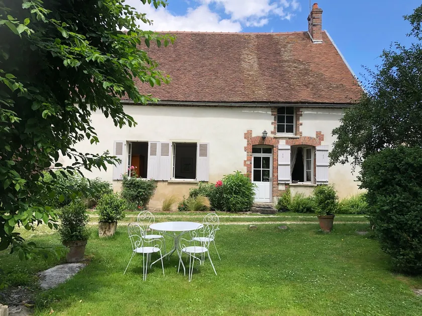 Nice little house in Champagne Fiber internet - Image 1