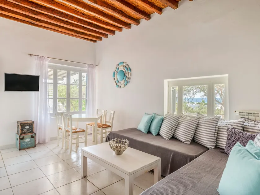 BayBees Sea View Residence - Image 1