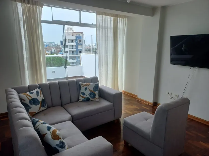 Apartment 5 minutes from Jorge Chavez Airport - Image 1