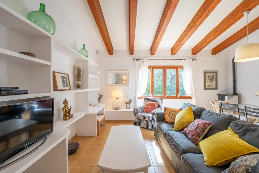 Charming house in Cala Tuent - Image 1