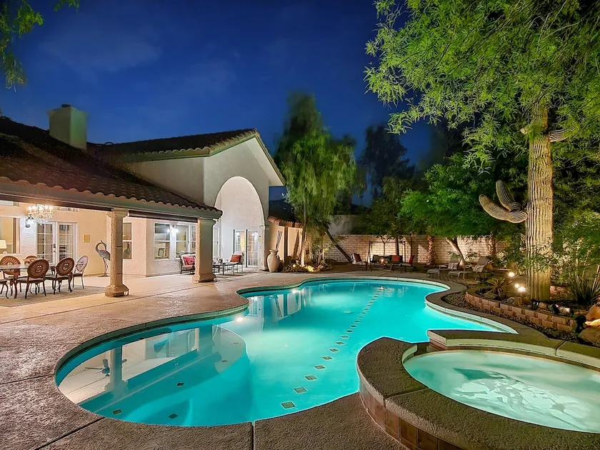 Vegas Game House with Private Pool and Spa - Image 1