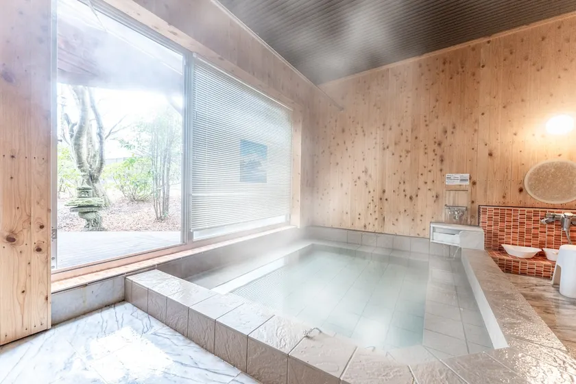 Private Villa with Hot Spring 6 min to Shrine - Image 1