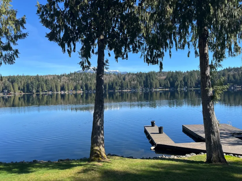 Loop Shore INN at Lake Roesigner - Image 1