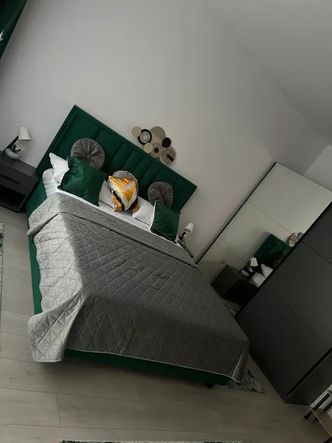One-bedroom apartment in Maya sector 5 - Image 1