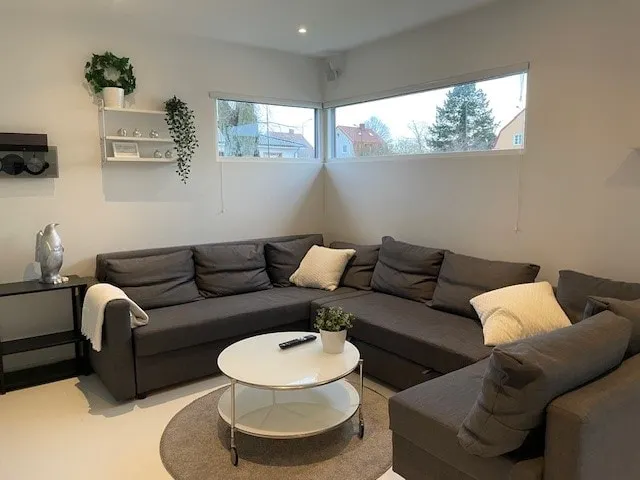 Close toCity,Beach&Golf 1-6bedsGuesthouse NoGarden - Image 1
