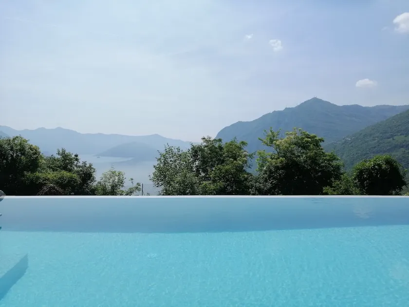 IseoLakeRental - Mountains and Lake - Image 1