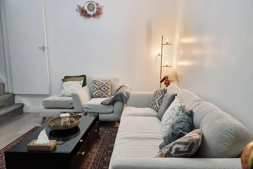 Cosy One Bedroom Flat - Fantastic Location - Image 1