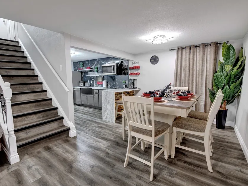 3 bed/1 bath Apartment in Aurora/Denver~ sleeps 10 - Image 1