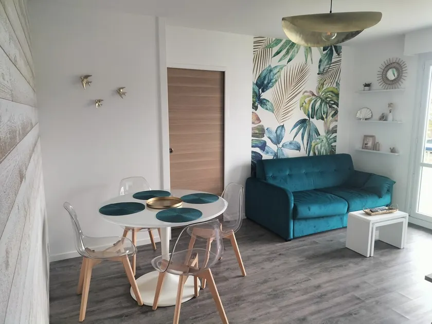 Sea view apartment. - Image 1