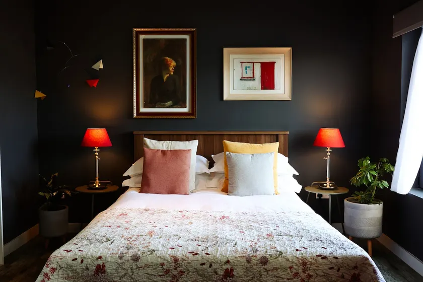 Cosy Hilltop Getaway in Donegal - Image 1