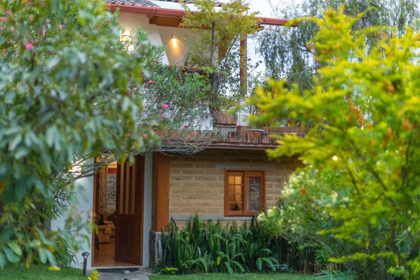 Casa Tropical Atitlán - Image 1