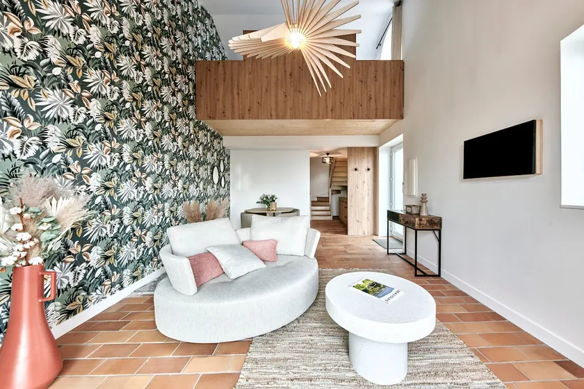 The Suite Bedroom and Spa with a view - Image 1