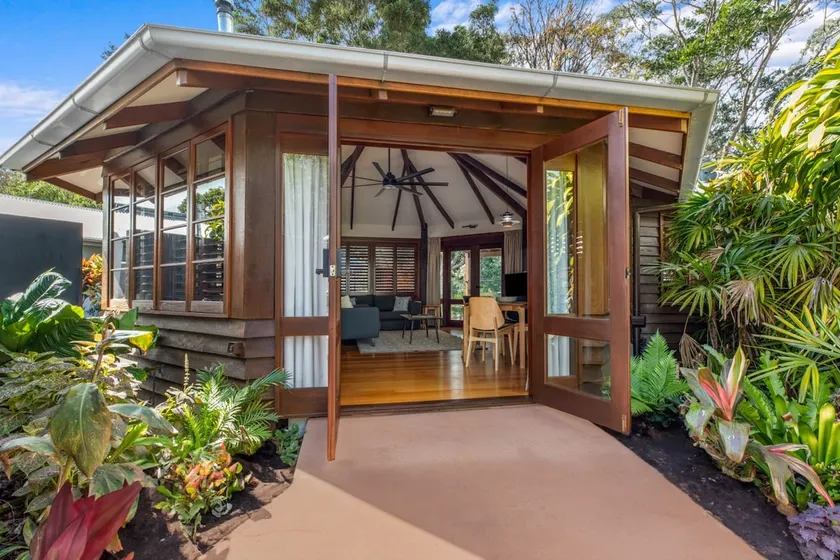 Arcadia Villa - Image 1