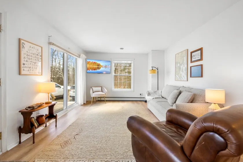 Newbury Neck Cottage-Beachfront! - Image 1