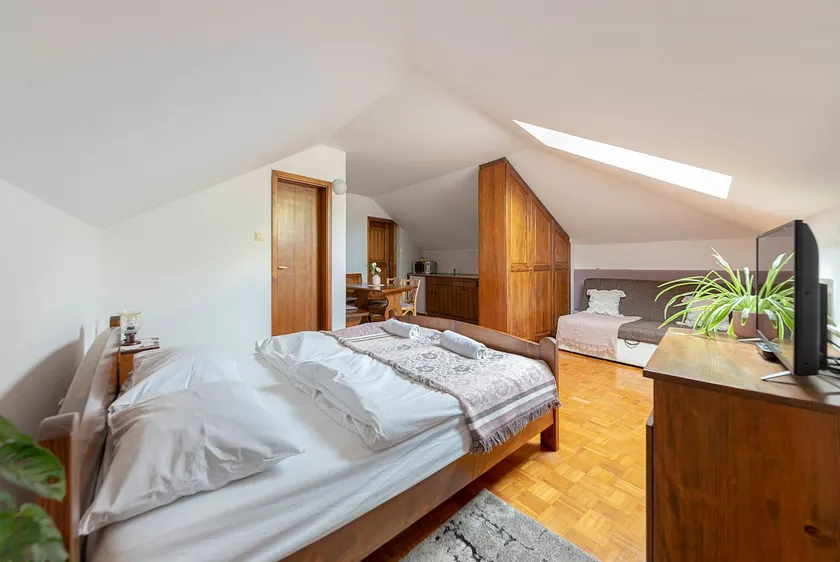 Bed and Breakfast Mili Vrh - Image 1