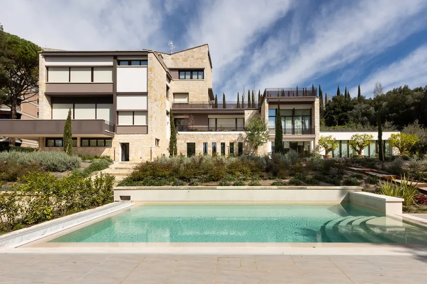 GuestHost - Umbrian Retreat Elegant Flat with Pool - Image 1
