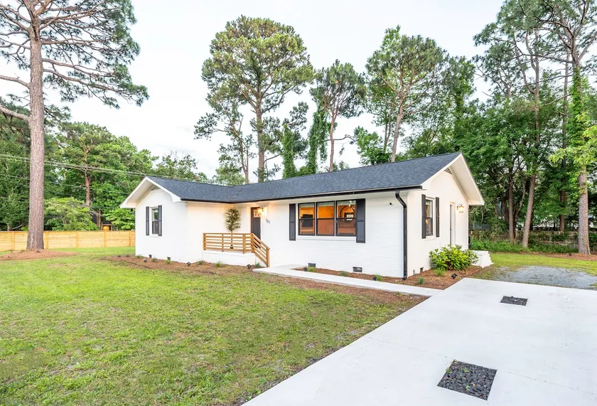 Aspen Rae Coastal House-12 Mins To Carolina Beach! - Image 1