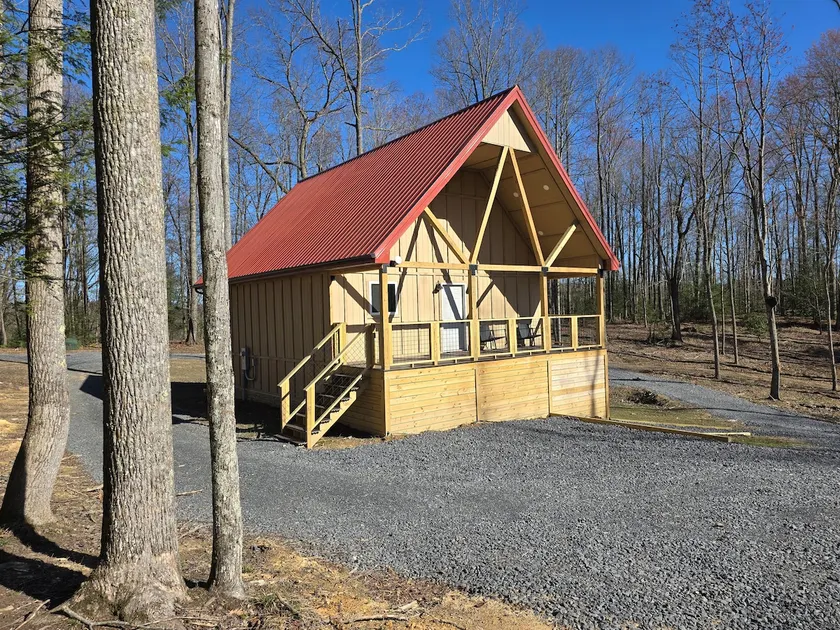 The Cornerstone Cabin, bordering National Forest - Image 1