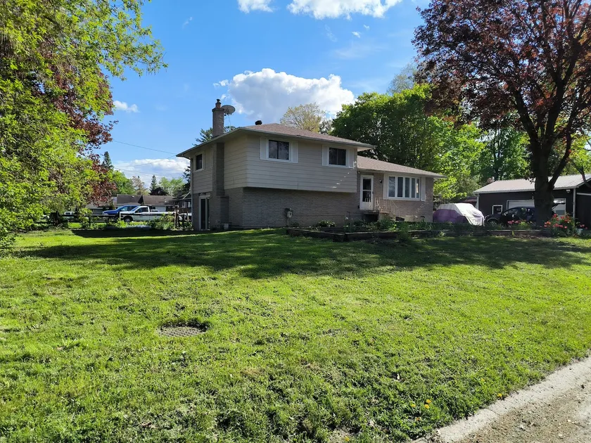 Home in River Drive Park! - Image 1