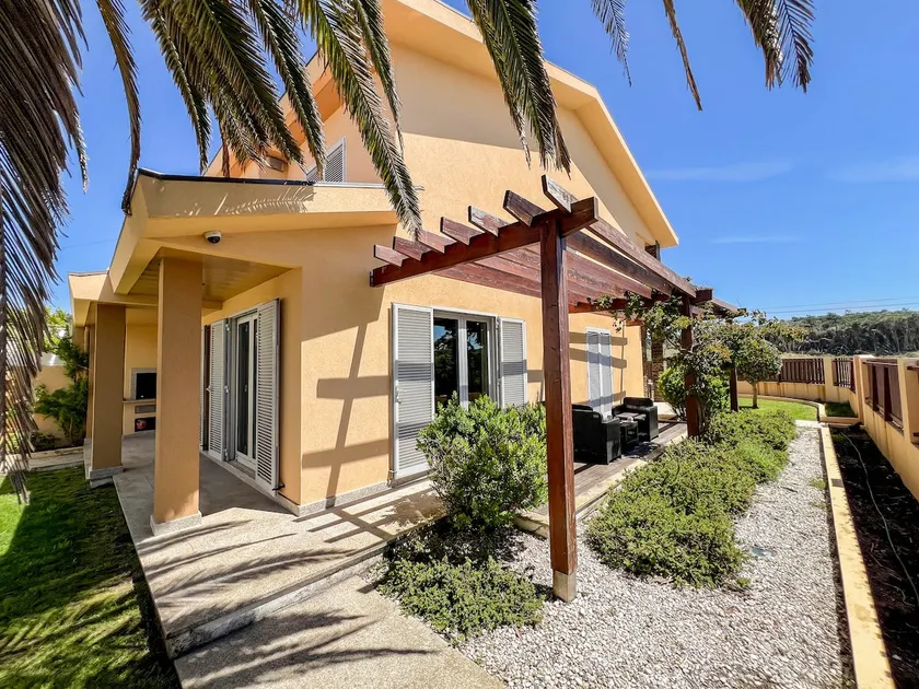 Casa Atlântico - 5 minutes from the beach - Image 1