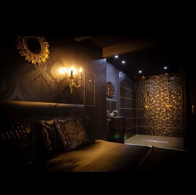 L'évéa Romantic Suite Spa & Sauna - Image 1