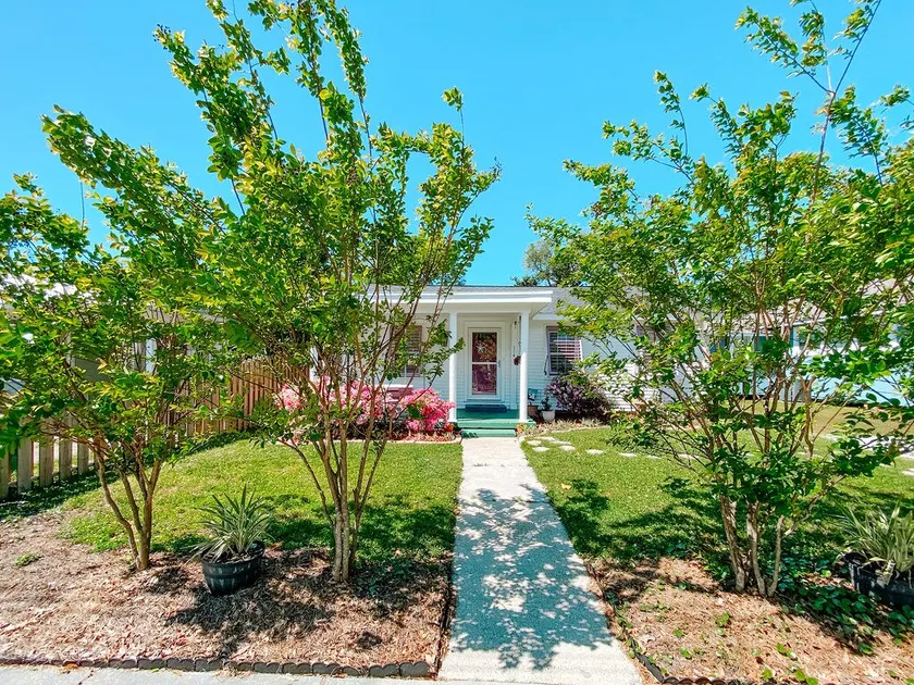 The Beach Cottage - Image 1