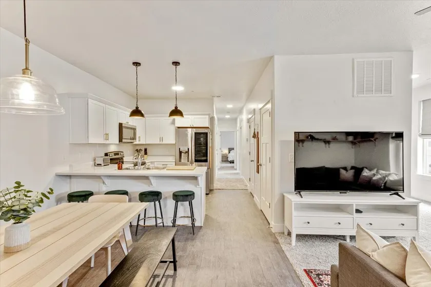 Spacious Lehi Condo Apartment - Image 1