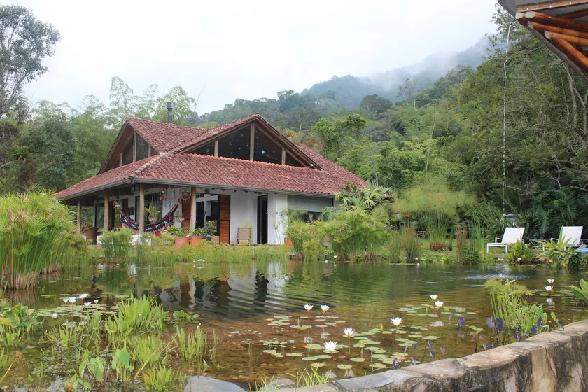 Beautiful refuge with a bio-pool in the mountains - Image 1