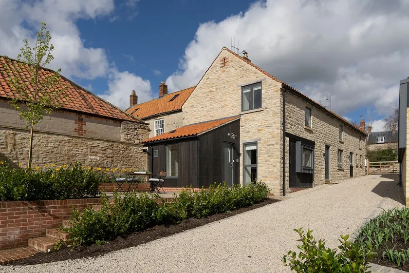 Vintners Cottage - sleeps 4 - Image 1