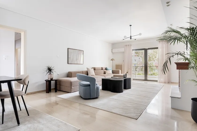 Chic & Luminous 3BR Apartment in Kifisia - Image 1