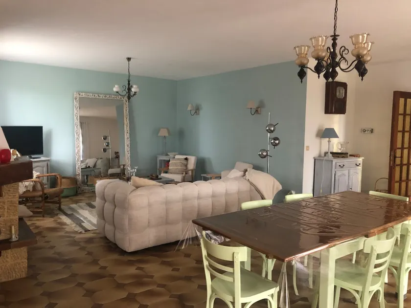 120 m² family house sleeps 6 - Image 1