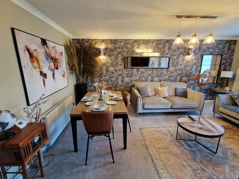 Shirley's Place - Image 1