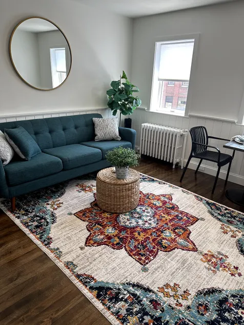 Stay Downtown - in the Heart of It All! - Image 1